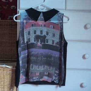 Scenic Print Sleeveless Top with Black Collar